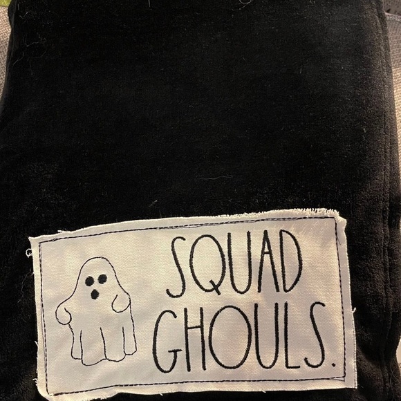 Rae Dunn Squad Ghouls Blanket - Picture 1 of 1